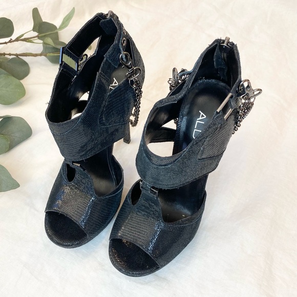ALDO Black Chained Pumps - Picture 11 of 16